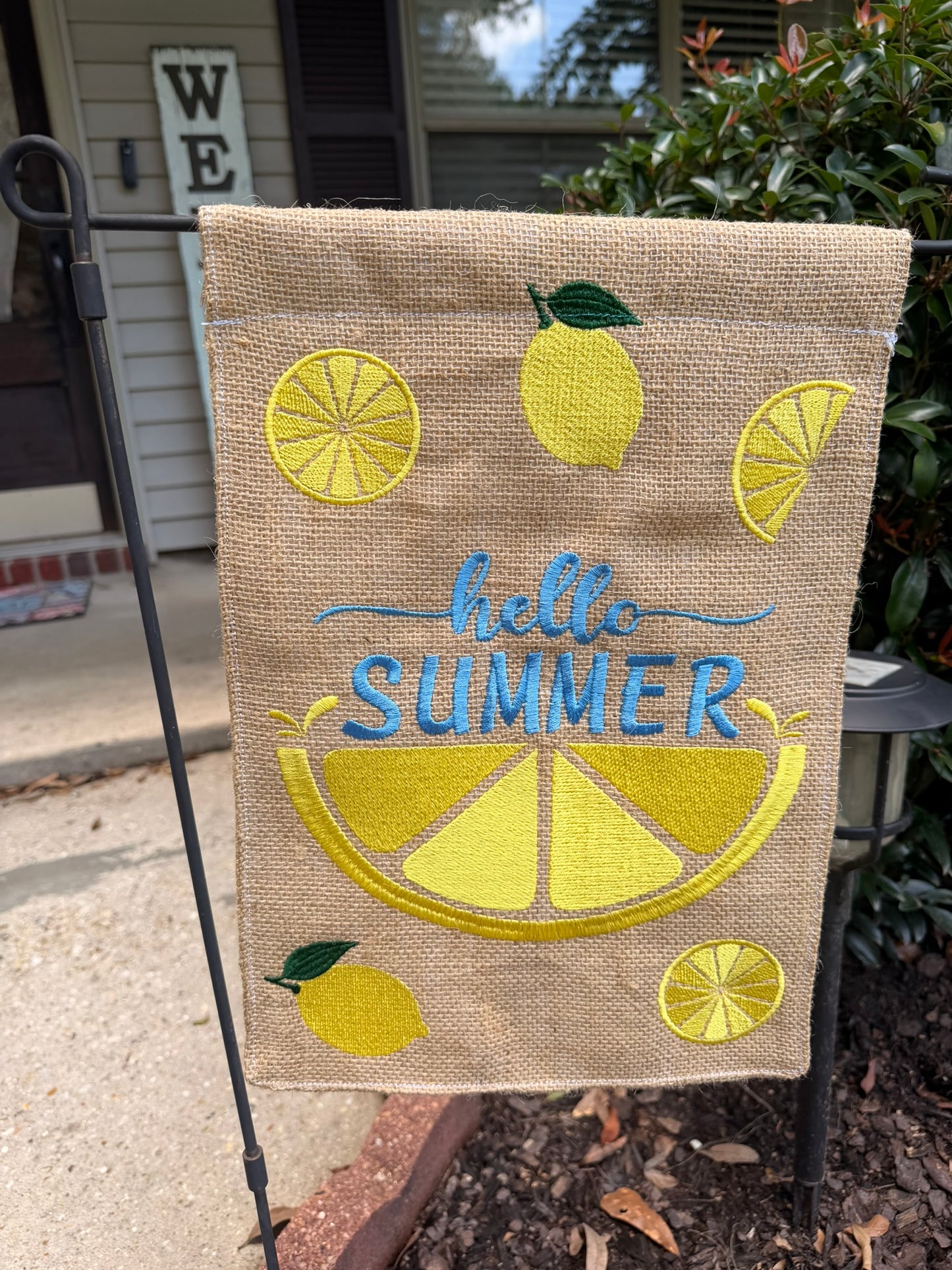Summer Lemon Garden Flag