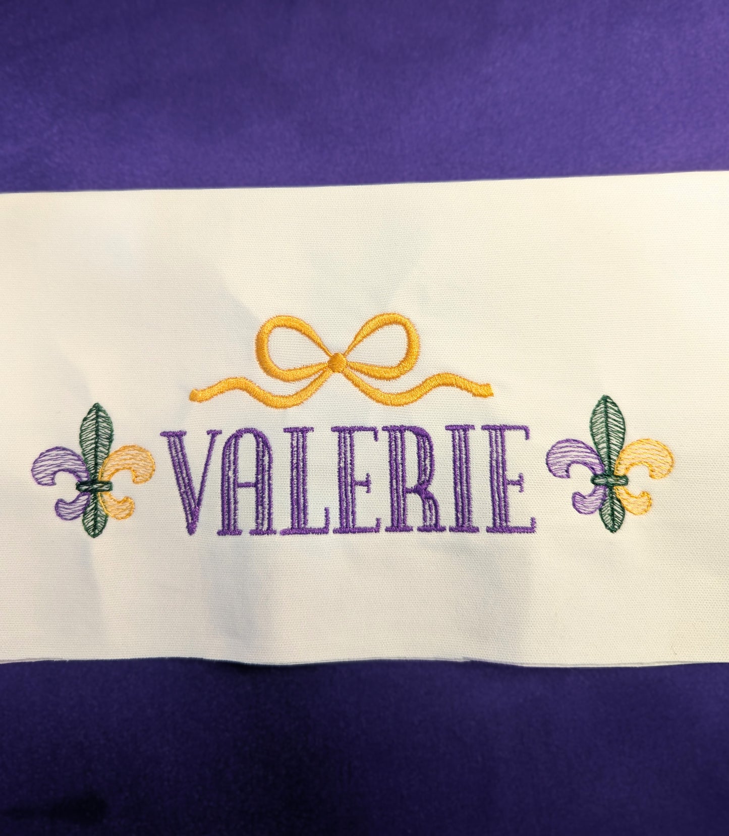 Mardi Gras Name w/ Fler De Lis & Bow