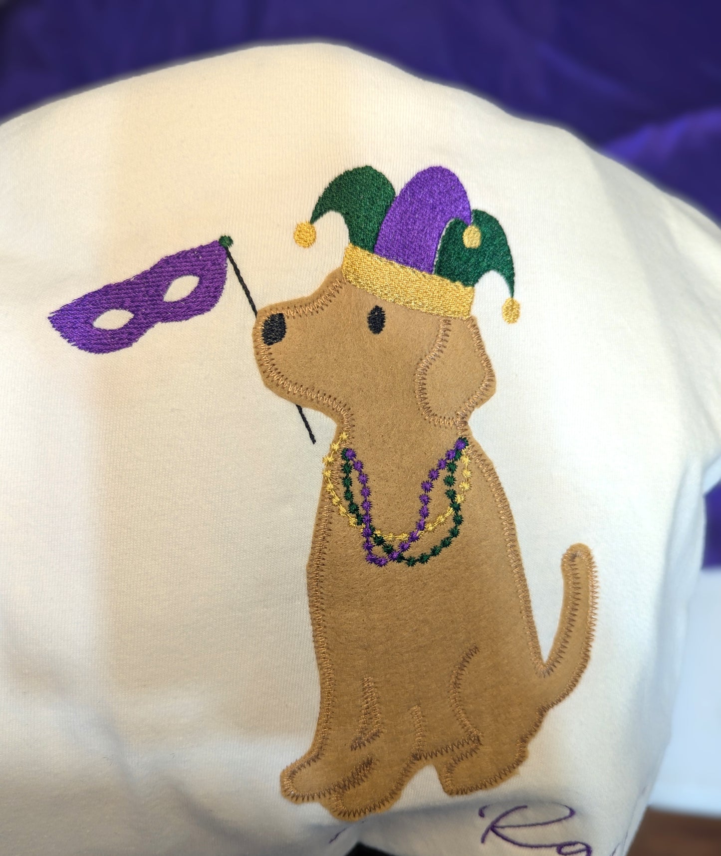 Mardi Gras Puppy Applique w/ Name